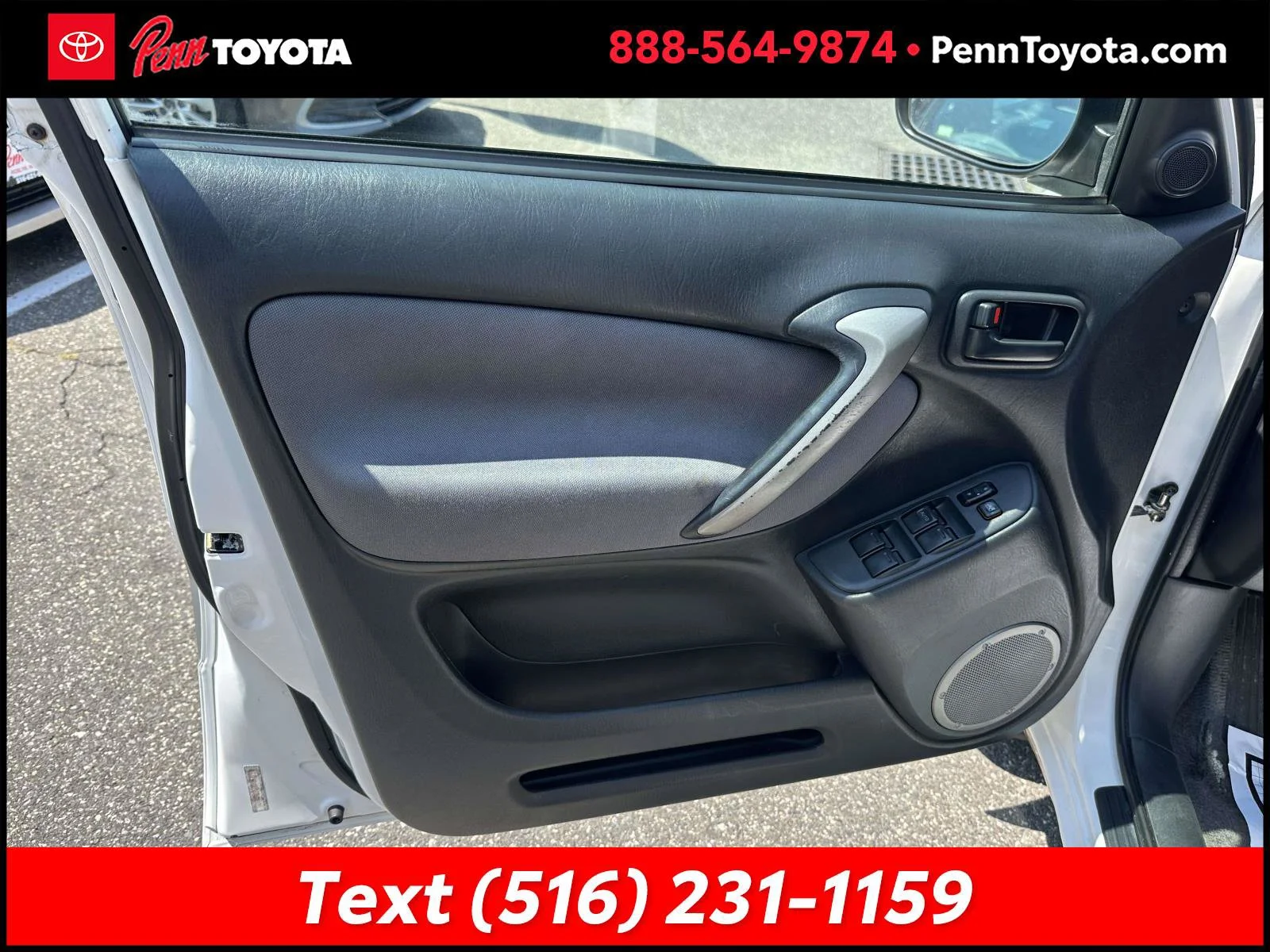 Used 2004 SUPER WHITE Toyota  image 14