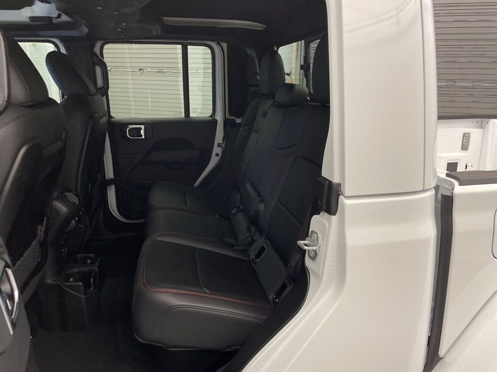 New 2026 Bright White Clearcoat Jeep Rubicon X image 17