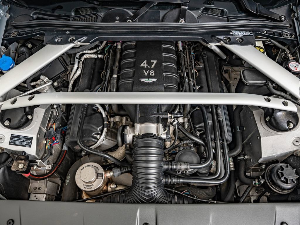 Used 2015 Skyfall Silver Aston Martin  image 43