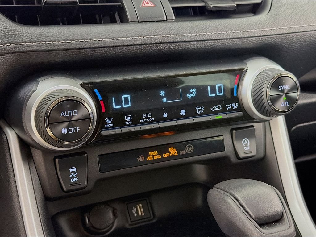 Used 2025 Midnight Black Metallic Toyota XLE image 16