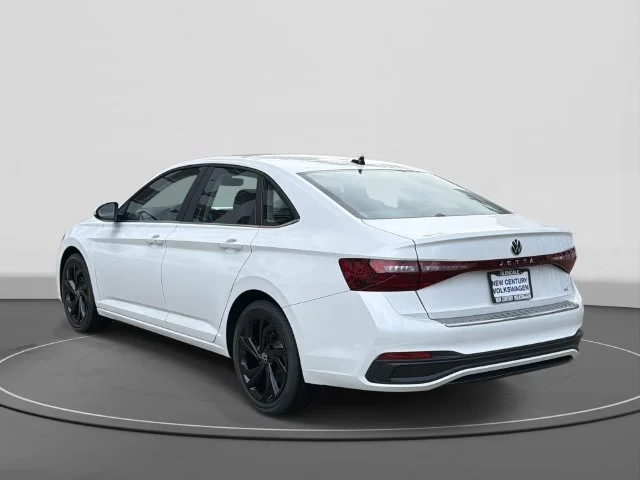 2027 Volkswagen Jetta photo 3