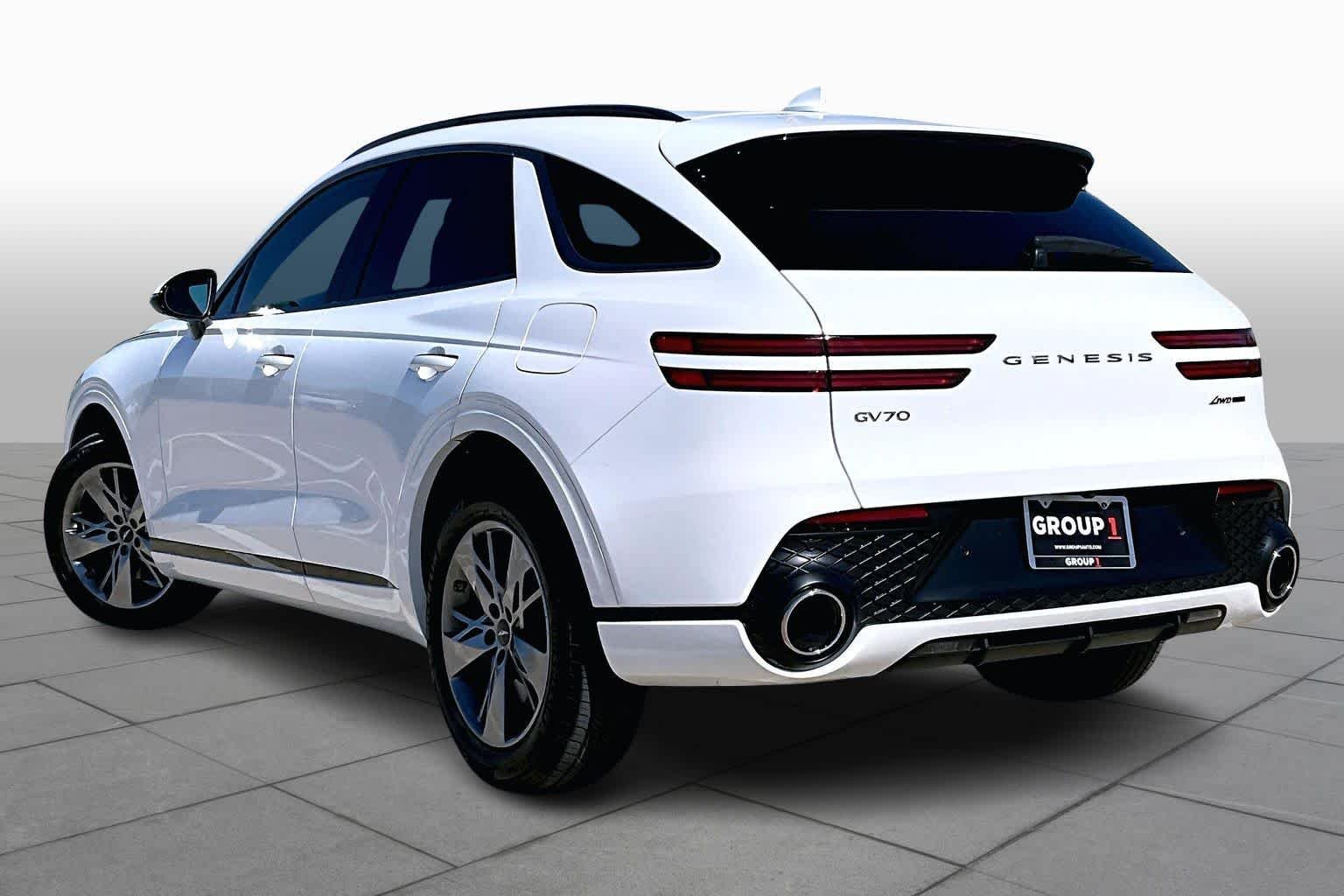 Used 2025 Alta White Genesis 3.5T Sport image 11