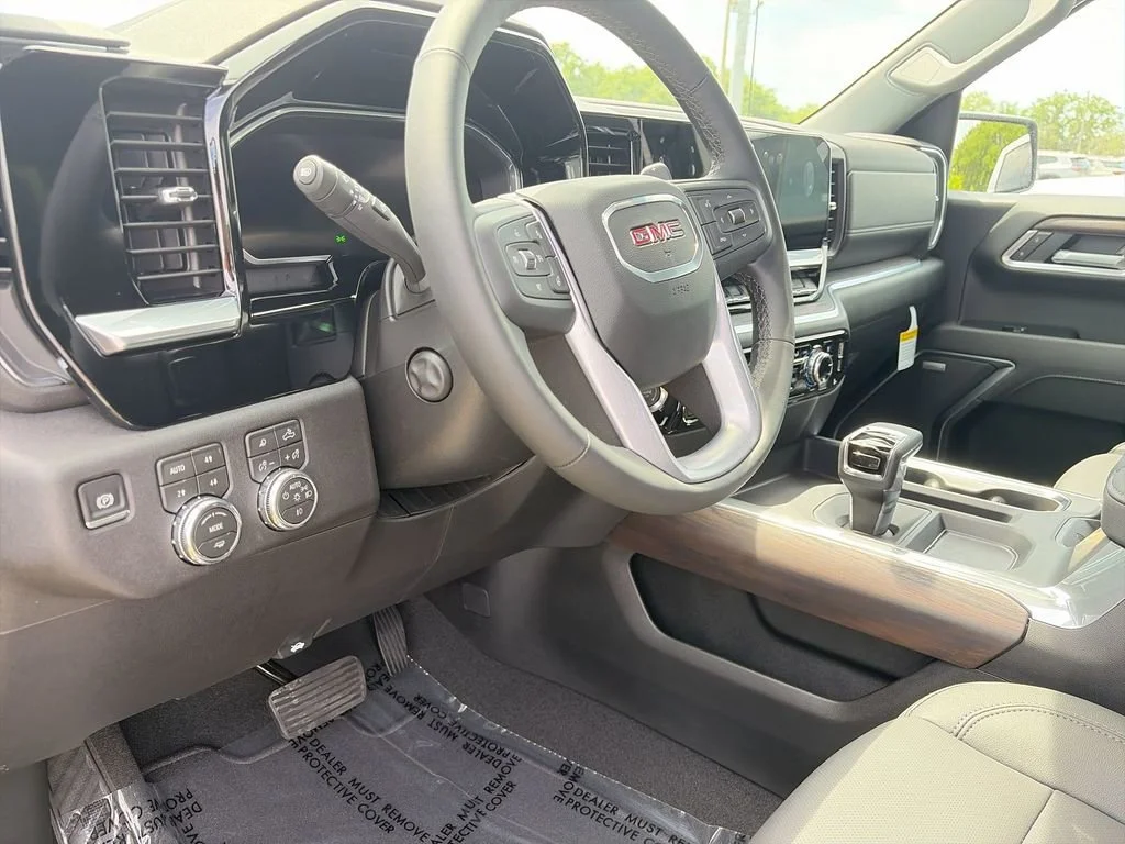 2026 GMC Sierra 1500 SLT - Photo 20