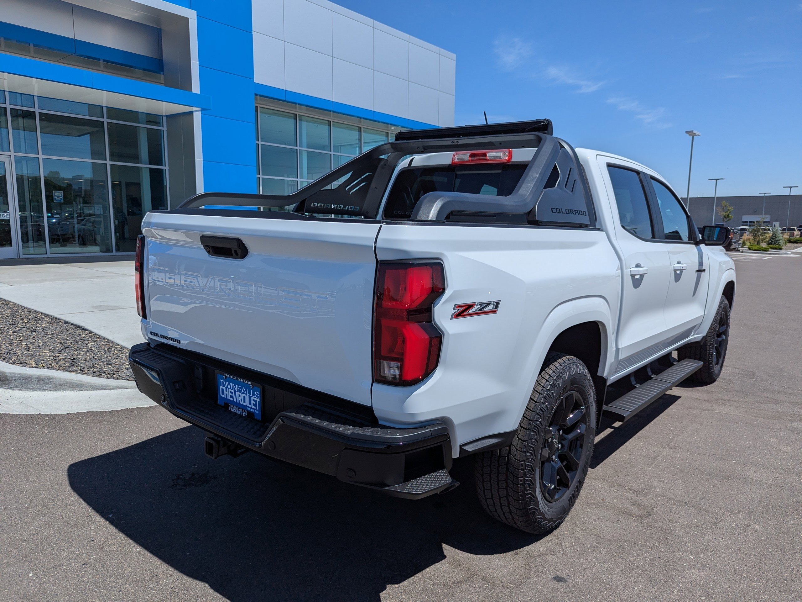 2025 Chevrolet Colorado Z71 - Photo 38