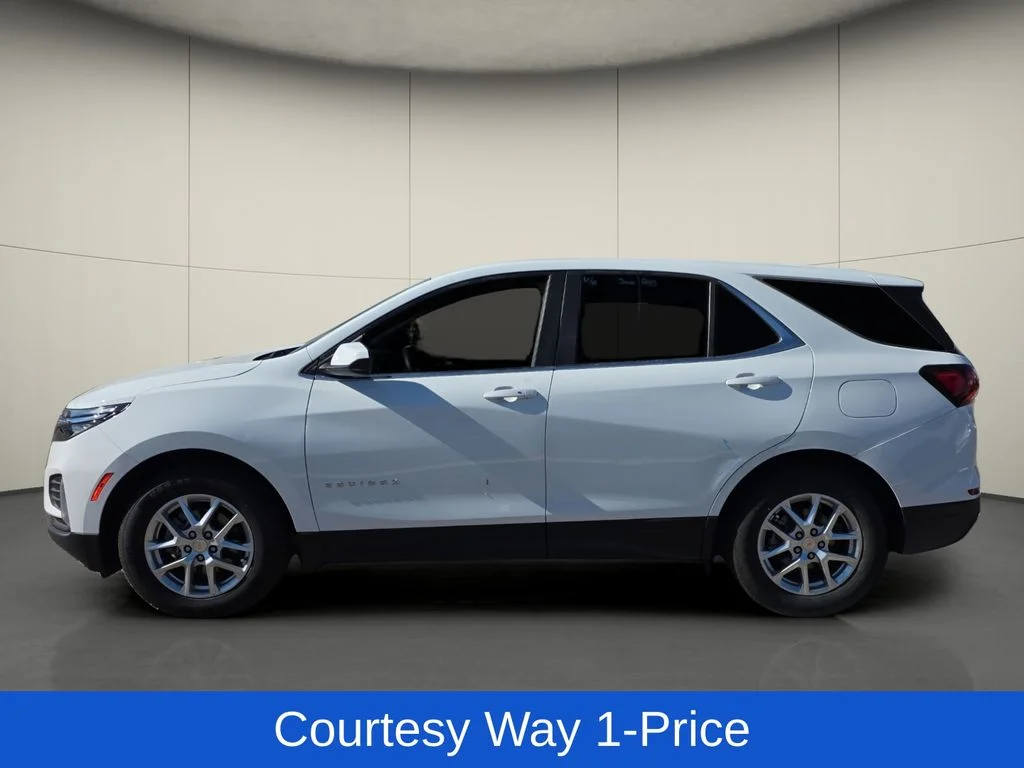 Used 2023 White Chevrolet LT image 5