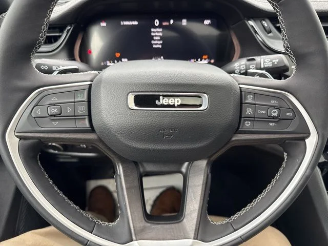 Used 2026 Gray Jeep Altitude image 29