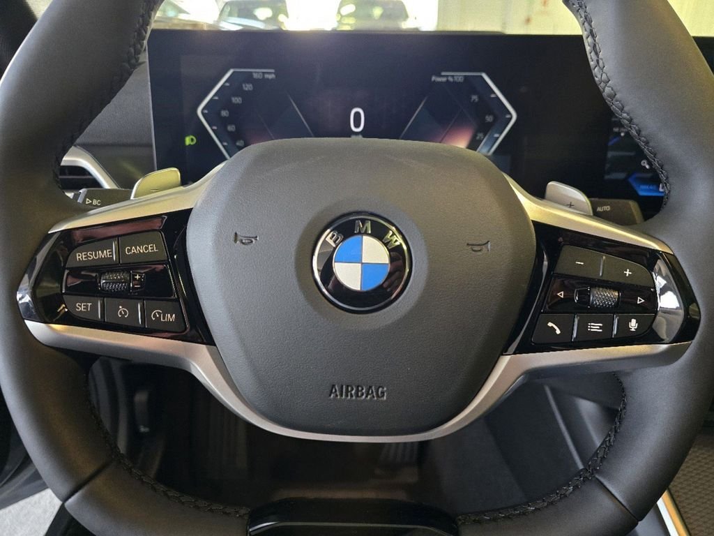 2025 BMW 3 Series 330i - Photo 18