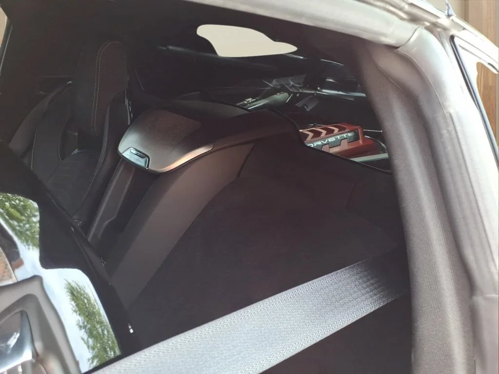 Used 2020 ARCTIC WHITE Chevrolet 2LT image 19