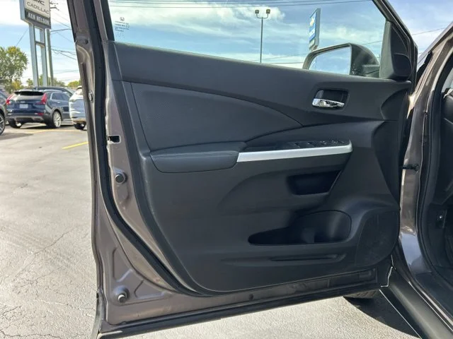 Used 2016 Alabaster Silver Metallic Honda EX-L image 24