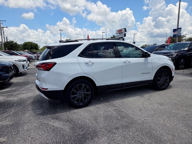 Used 2024 Summit White Chevrolet RS image 13