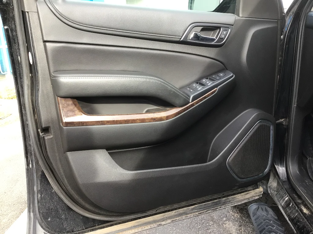Used 2018 BLACK Chevrolet LS image 10