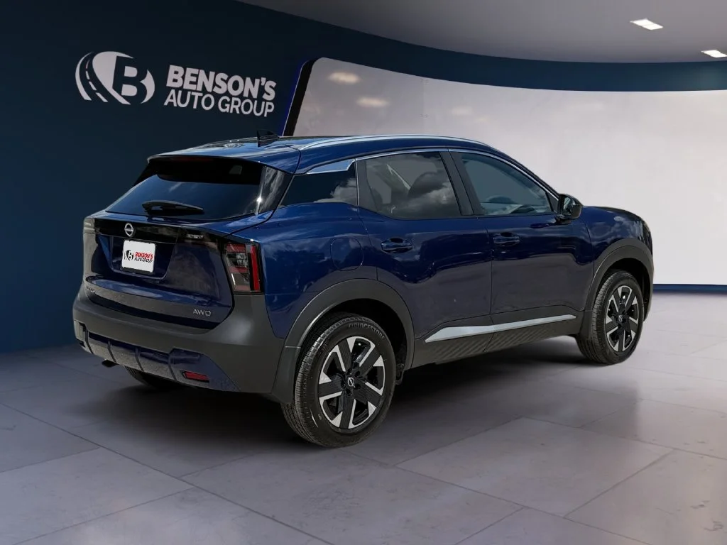 New 2027 Blue Nissan SV image 5