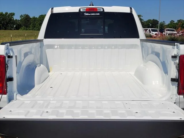 New 2026 Bright White Clear-Coat Exterior Paint RAM Laramie image 7