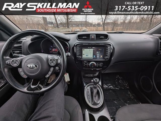 Used 2015 White Kia Exclaim image 20