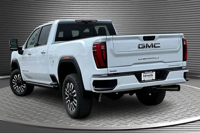 New 2026 Glacier White Tricoat GMC Denali Ultimate image 3
