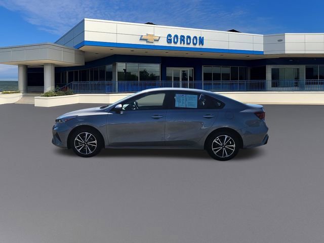 Used 2023 Kia Forte LXS with VIN 3KPF24AD8PE673942 for sale in Garden City, MI