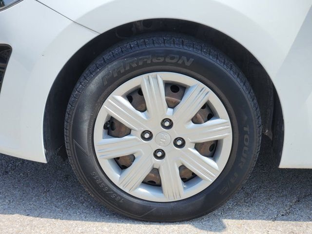 Used 2021 White Kia LX image 10