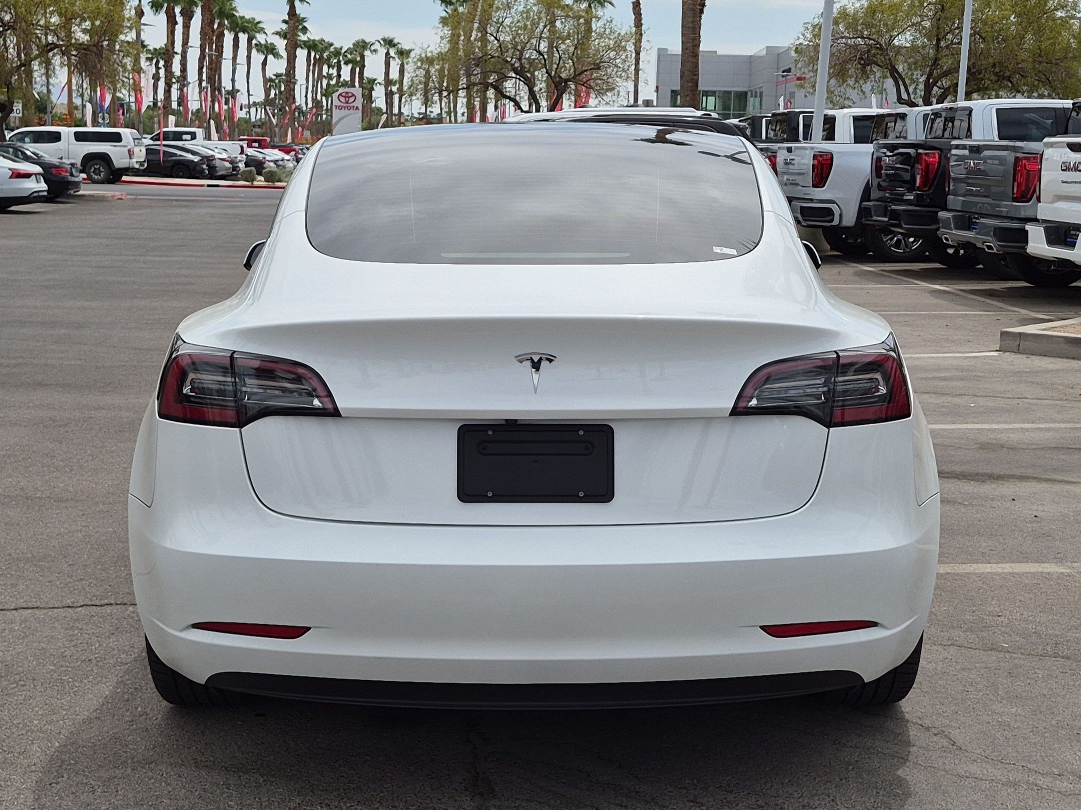 Used 2023 Pearl White Multi-Coat Tesla Base image 4