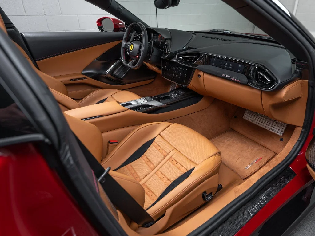 Used 2025 Rosso Mugello Ferrari Base image 20