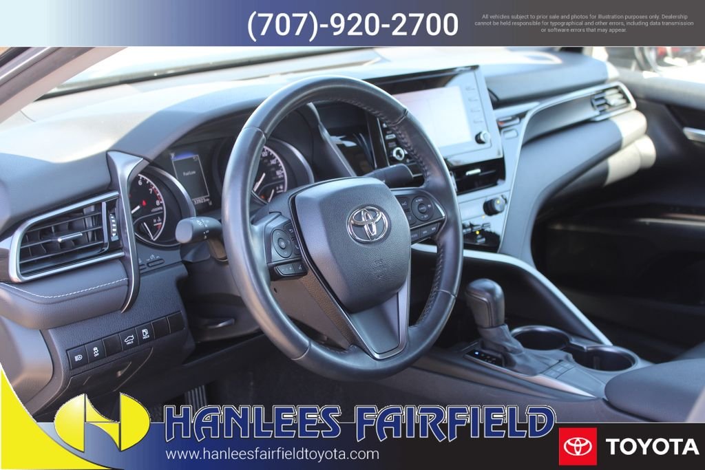 2024 Toyota Camry SE - Photo 11