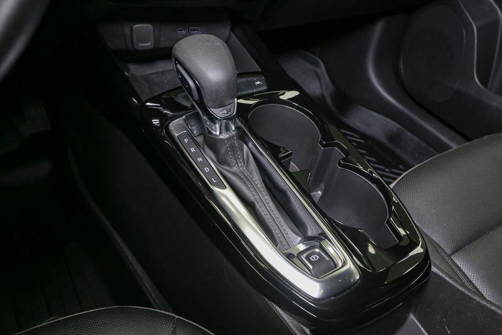 Used 2025 Mosaic Black Metallic Chevrolet ACTIV image 32
