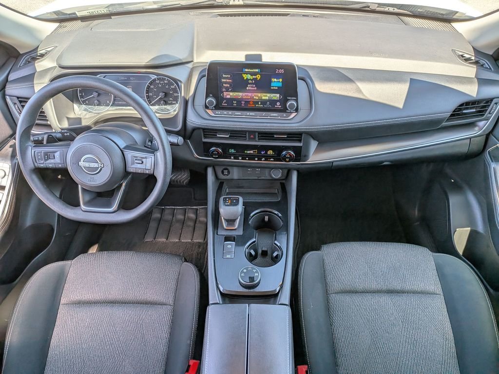 Used 2024 White Nissan SV image 25