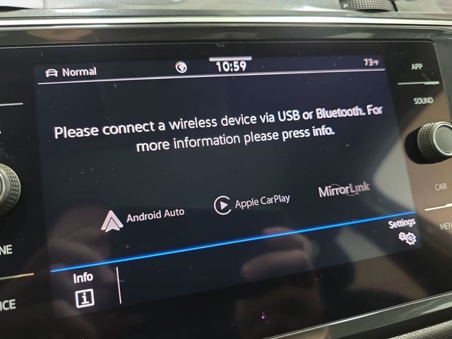 Used 2022  Volkswagen 2.0T SE image 22