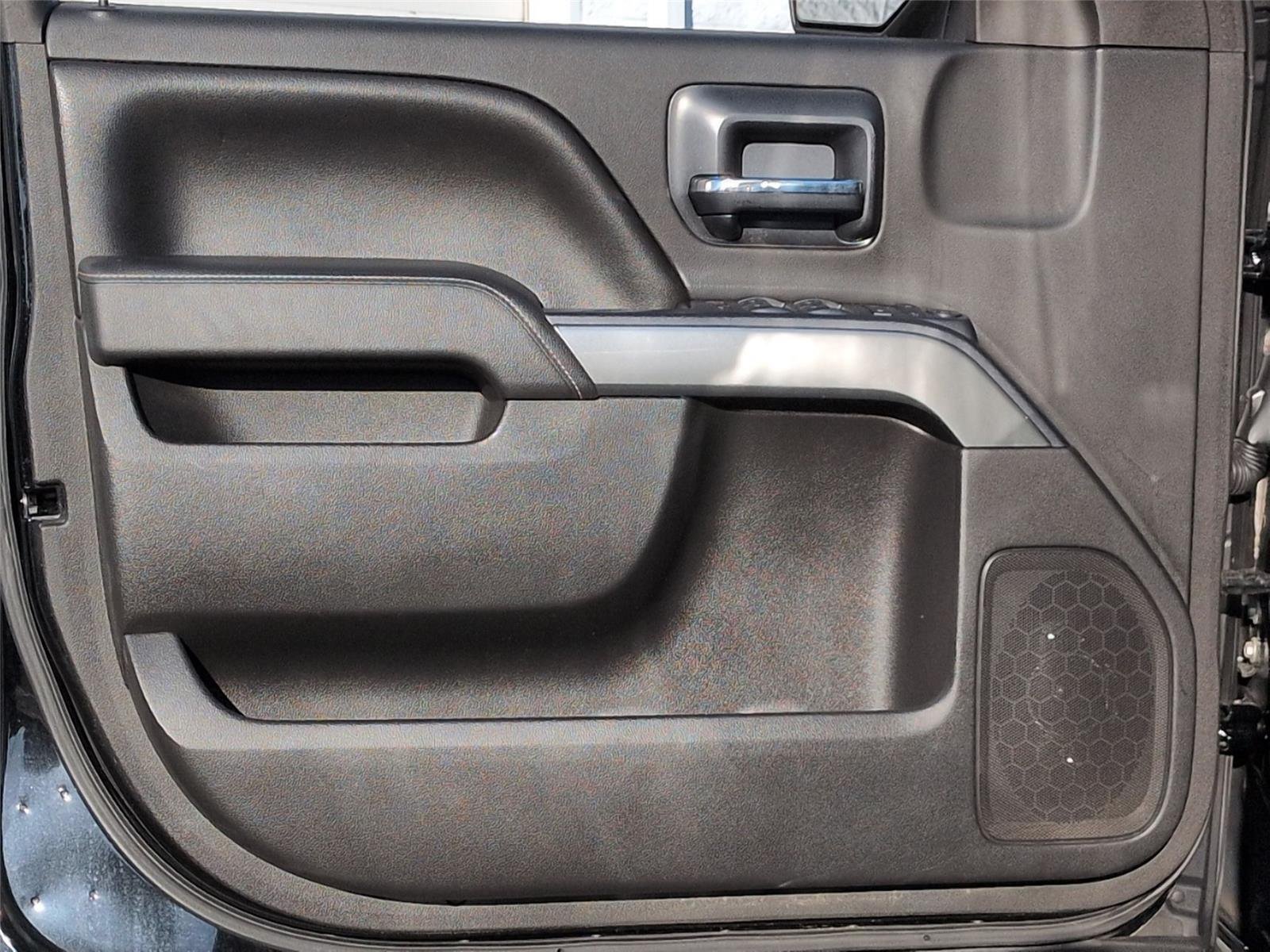 Used 2015 Black Chevrolet LT image 15
