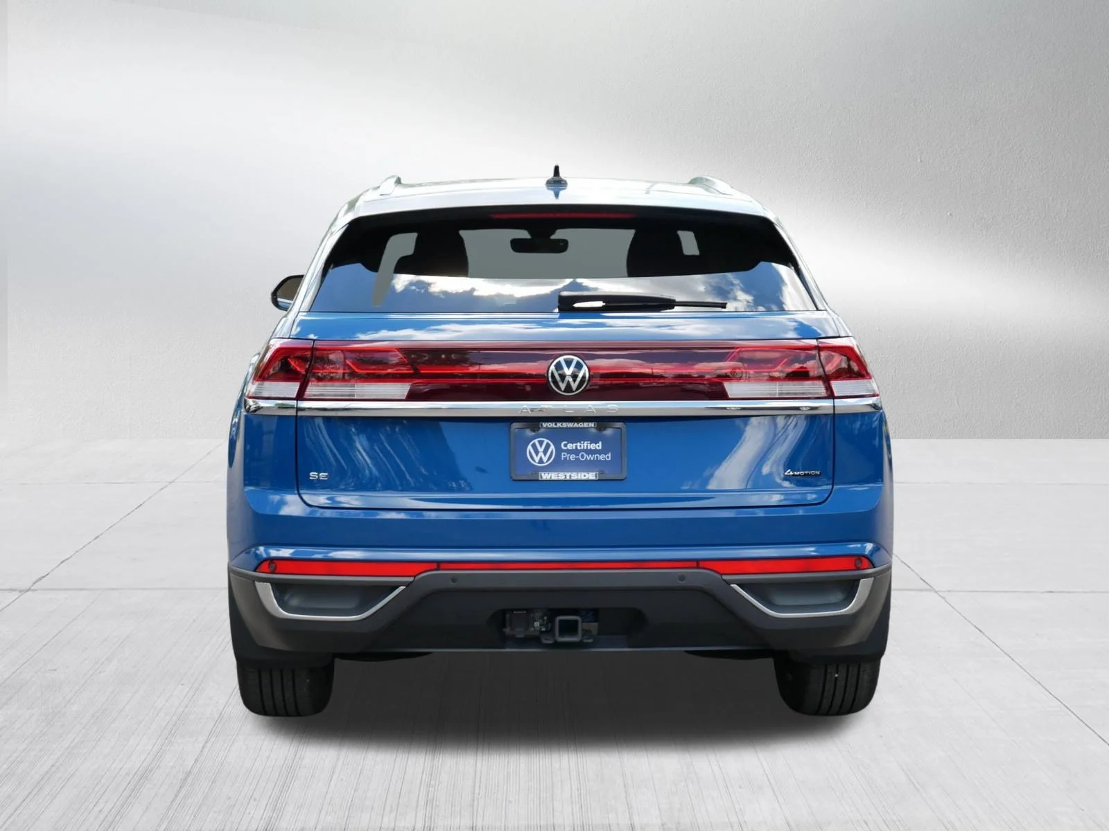Certified Used 2025 Mountain Lake Blue Metallic Volkswagen 2.0T SE w/Technology image 6