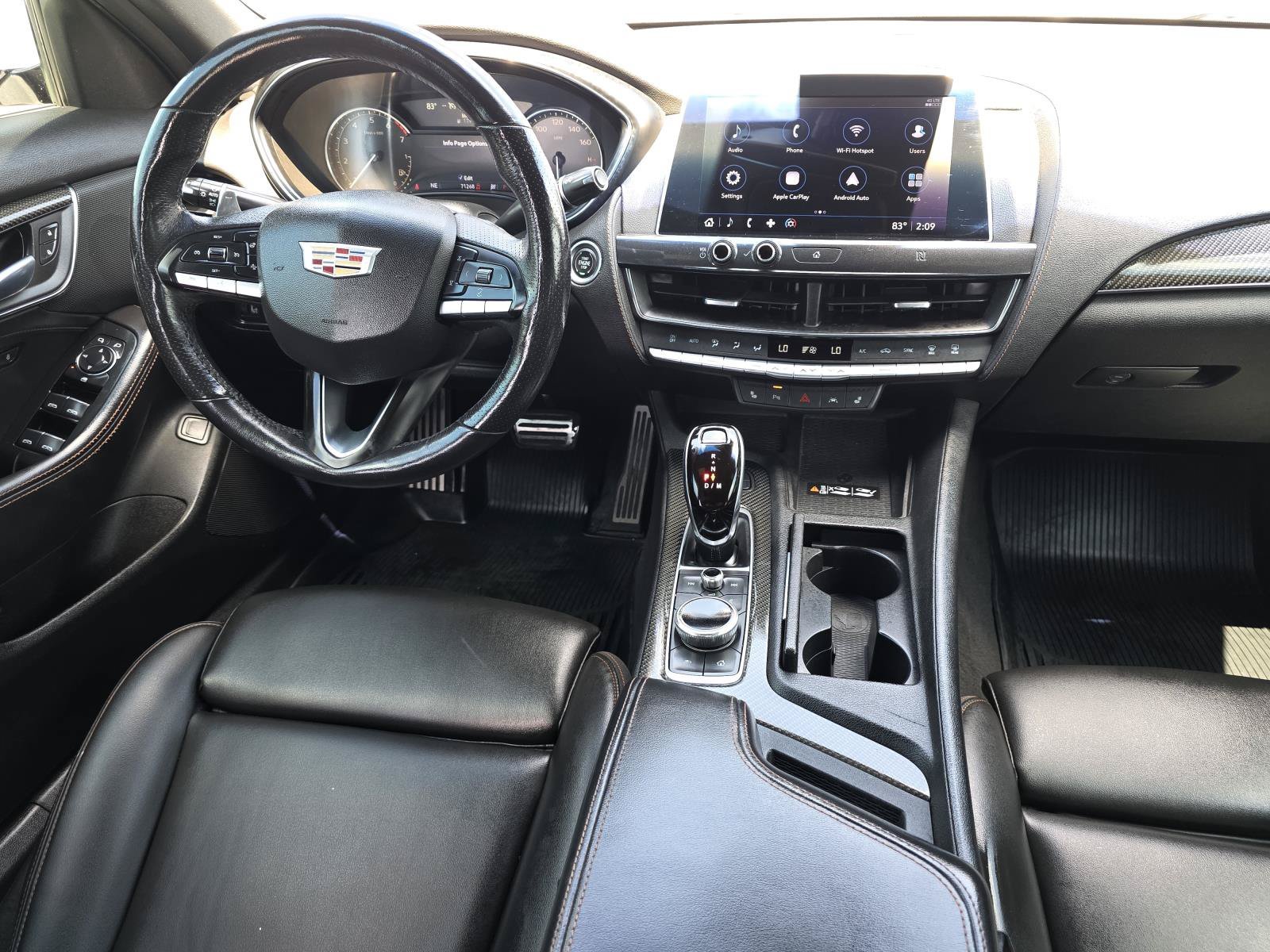 Used 2021 SUMMIT WHITE Cadillac Sport image 15