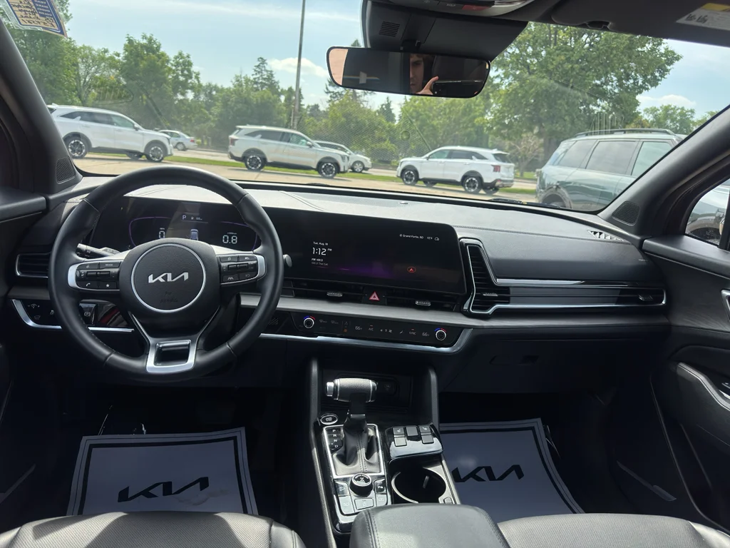 Used 2023 DAWNING RED Kia X-Line image 15