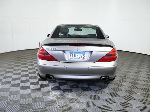 Used 2005  Mercedes-Benz SL 500 image 7