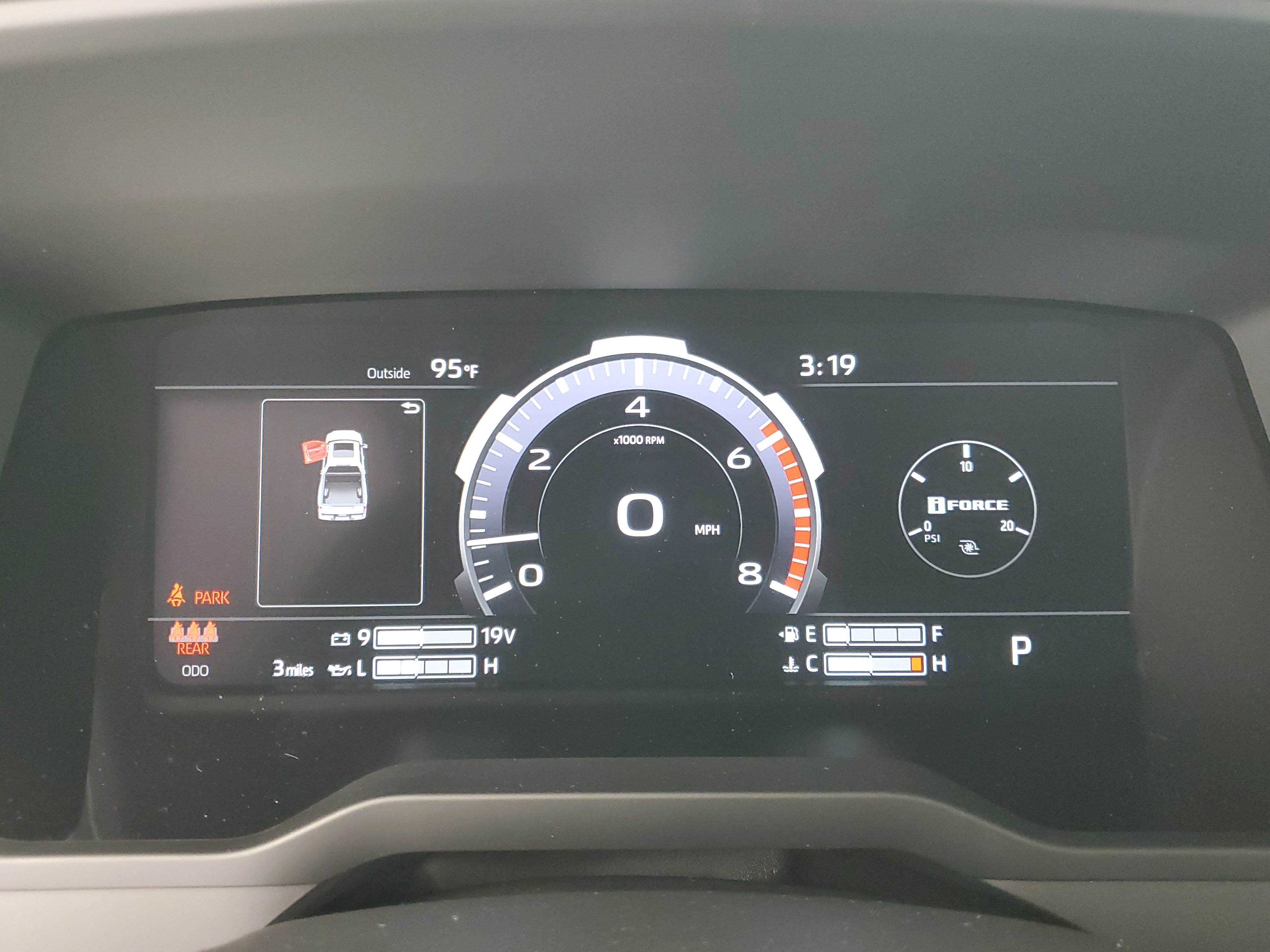 New 2026 Wind Chill Pearl <sup>1</sup> Toyota  Platinum image 24