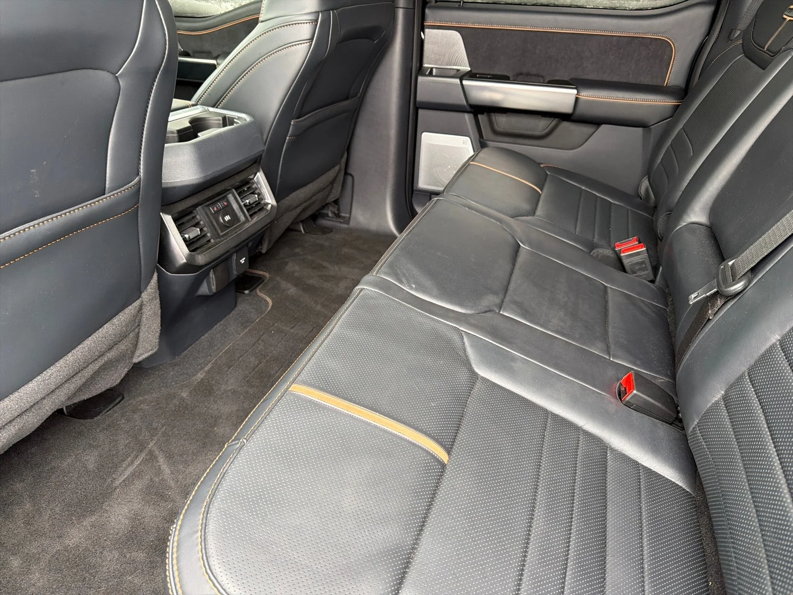 2024 Ford F-250 Super Duty Platinum - Photo 27