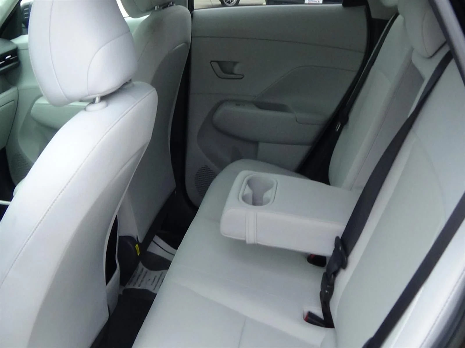 Used 2025 Abyss Black Pearl (a2b) Hyundai SEL image 11