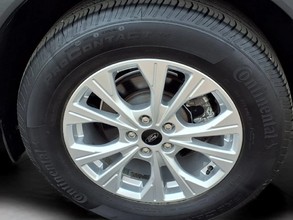 Used 2023 Gray Ford Active image 8