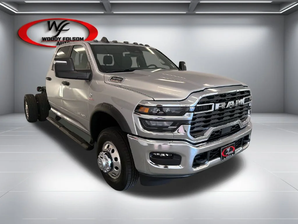 New 2027 Silver-Zynith Paint RAM Tradesman image 3