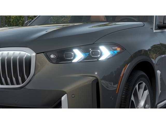 New 2026 Dravit Grey Metallic BMW xDrive50e image 6