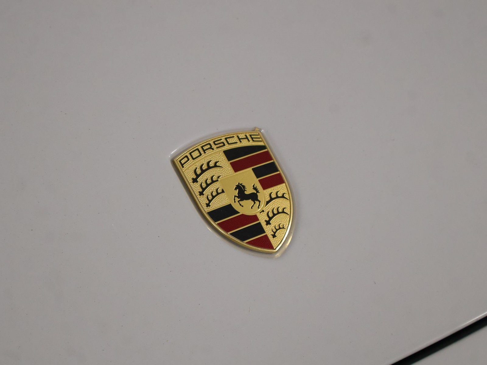 Certified Used 2024 Chlk/Chalk Porsche Carrera image 29