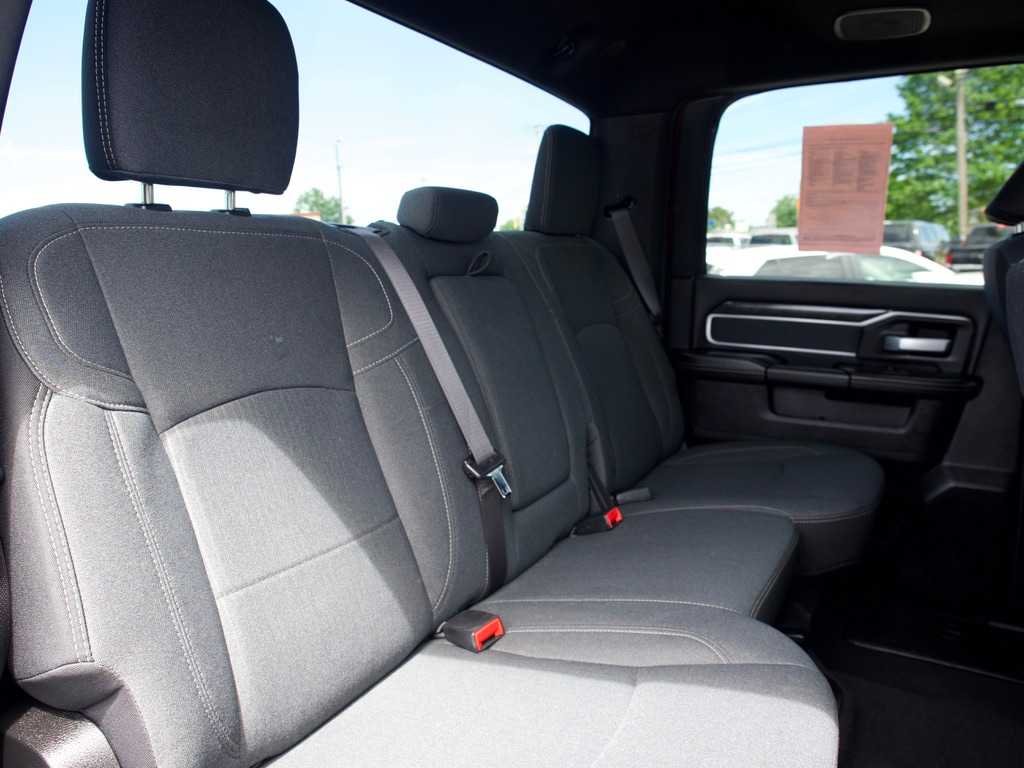2022 RAM Ram 2500 Pickup Big Horn - Photo 36