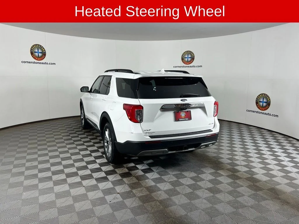 Certified Used 2023 White Metallic Ford XLT image 21