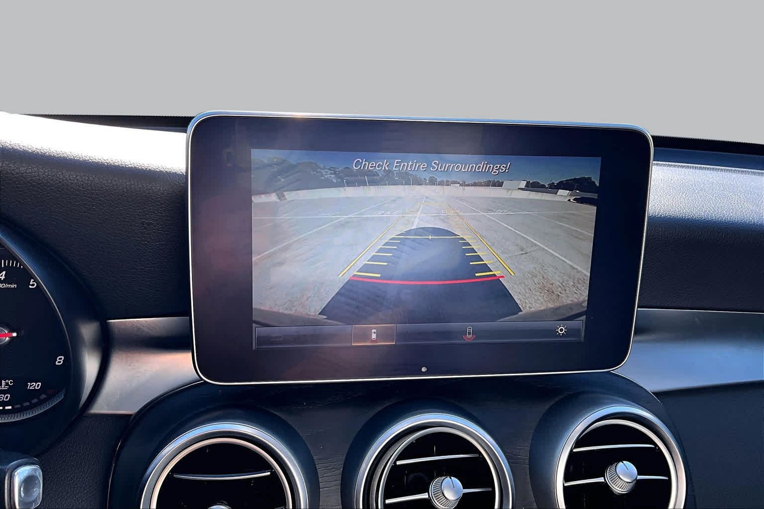Used 2017 Obsidian Black Metallic Mercedes-Benz GLC 300 image 27