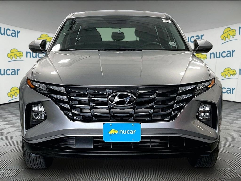 Used 2024 Silver Hyundai SE image 2