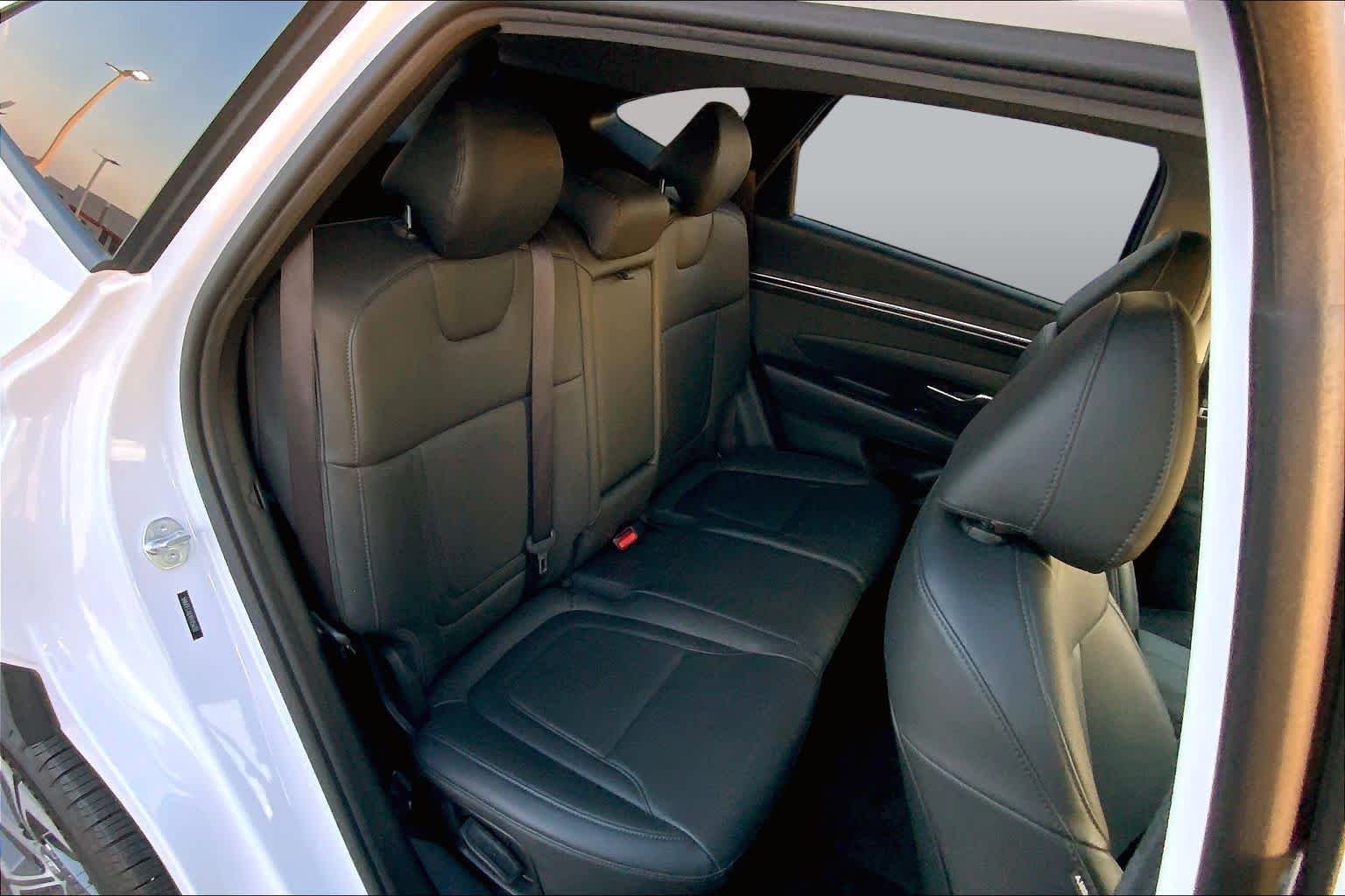 Used 2023 Serenity White Pearl Hyundai SEL image 33