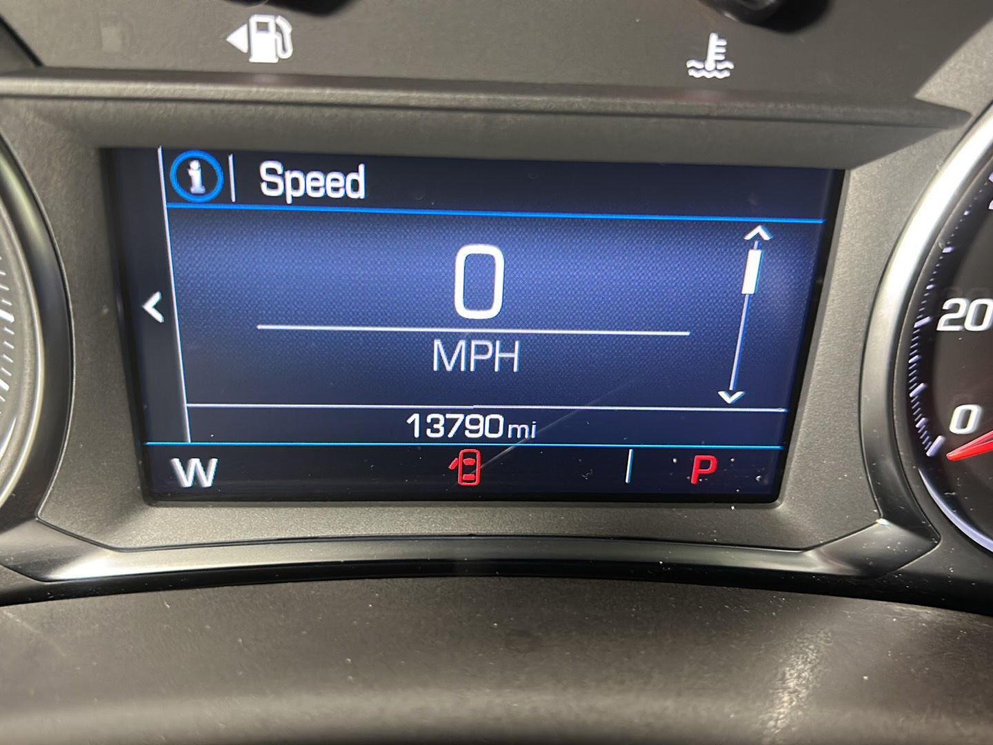 Used 2024 Downpour Metallic GMC SLE image 18