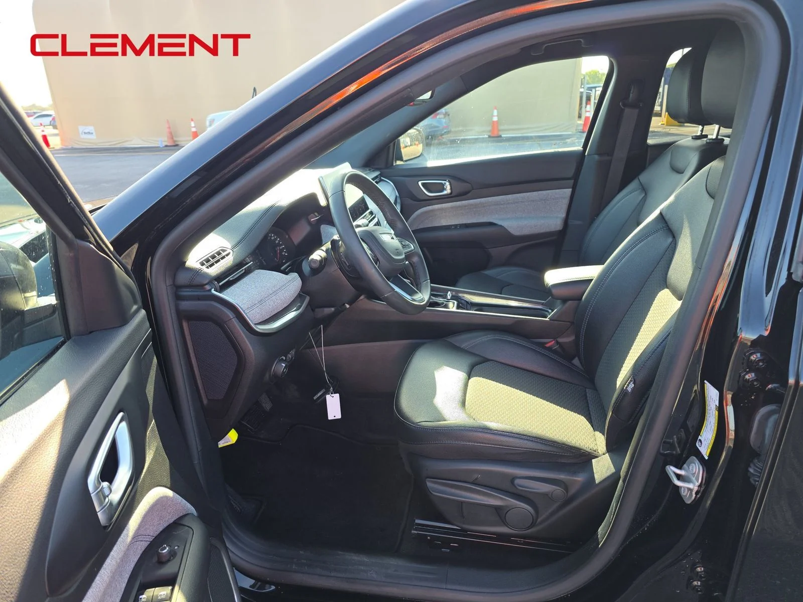 Used 2024 Black Jeep Latitude image 3