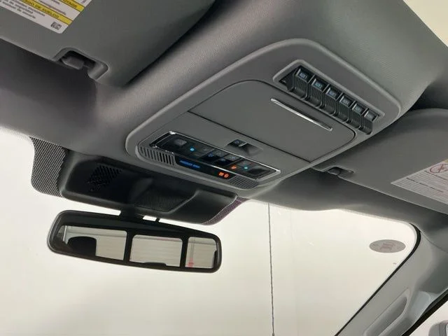 Certified Used 2024  Ford Lariat image 26