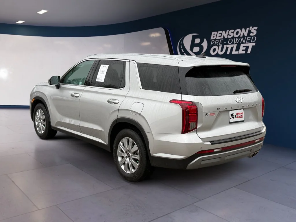 Used 2025 Silver Hyundai SEL image 3