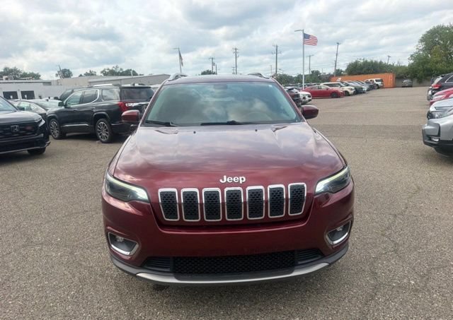 Used 2019 Red Jeep Limited image 2