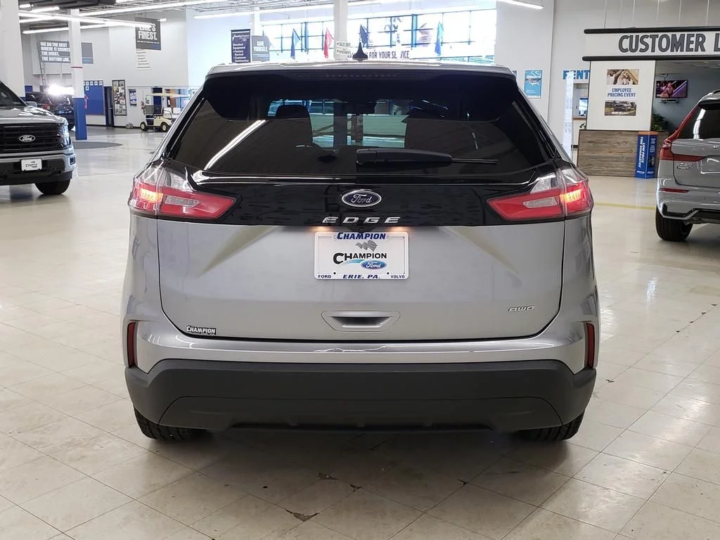 Certified Used 2024 Silver Metallic Ford SE image 7